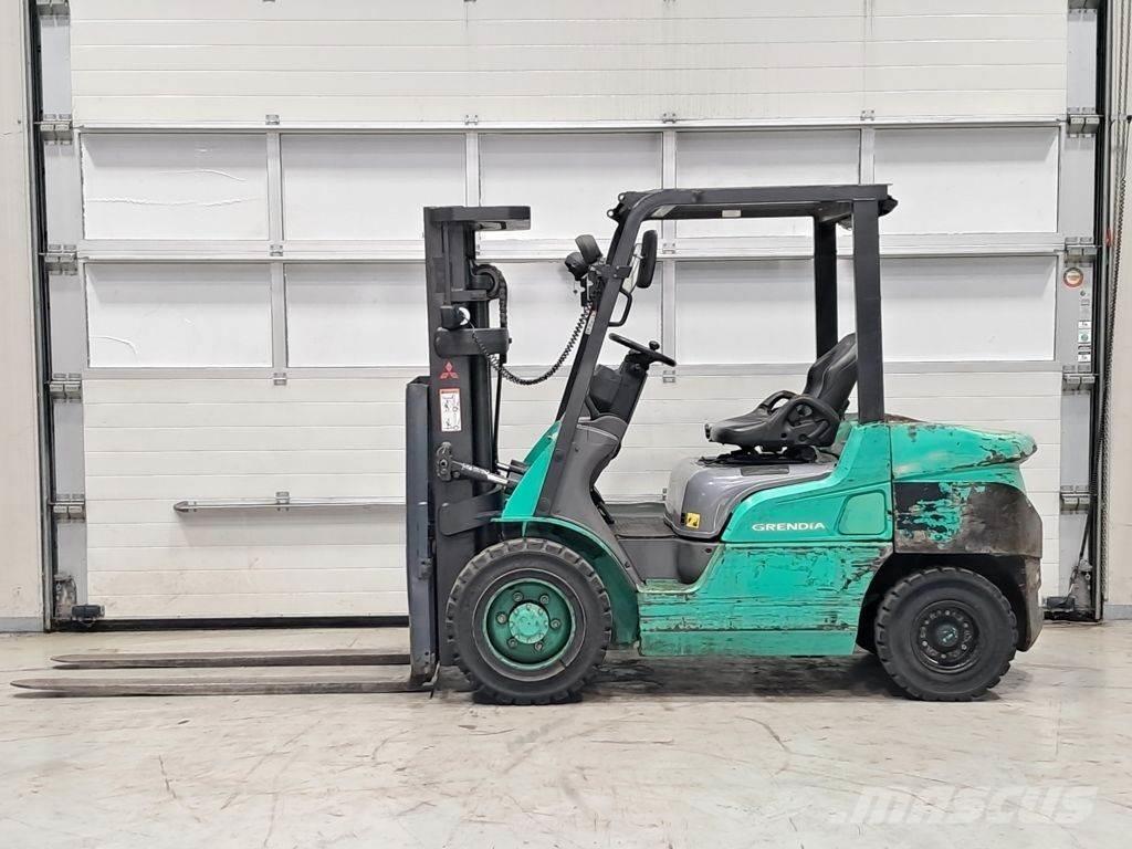 Mitsubishi FD30NT Wózki Diesla