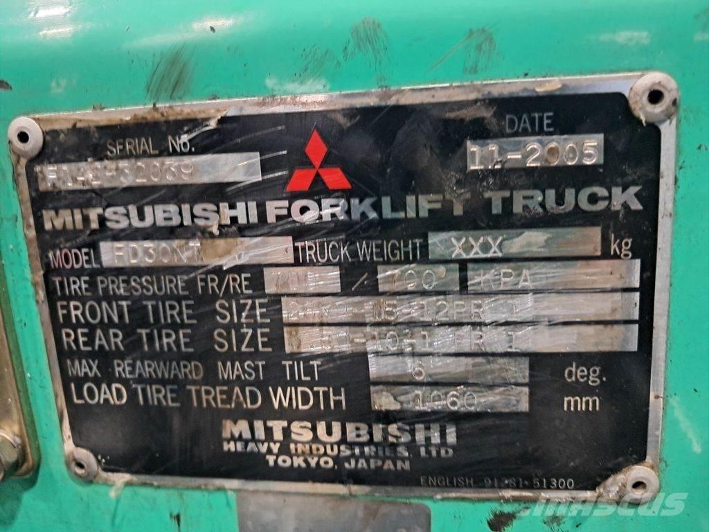 Mitsubishi FD30NT Wózki Diesla