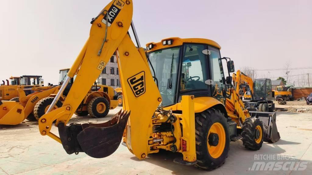 JCB 3 CX Koparko-ładowarki
