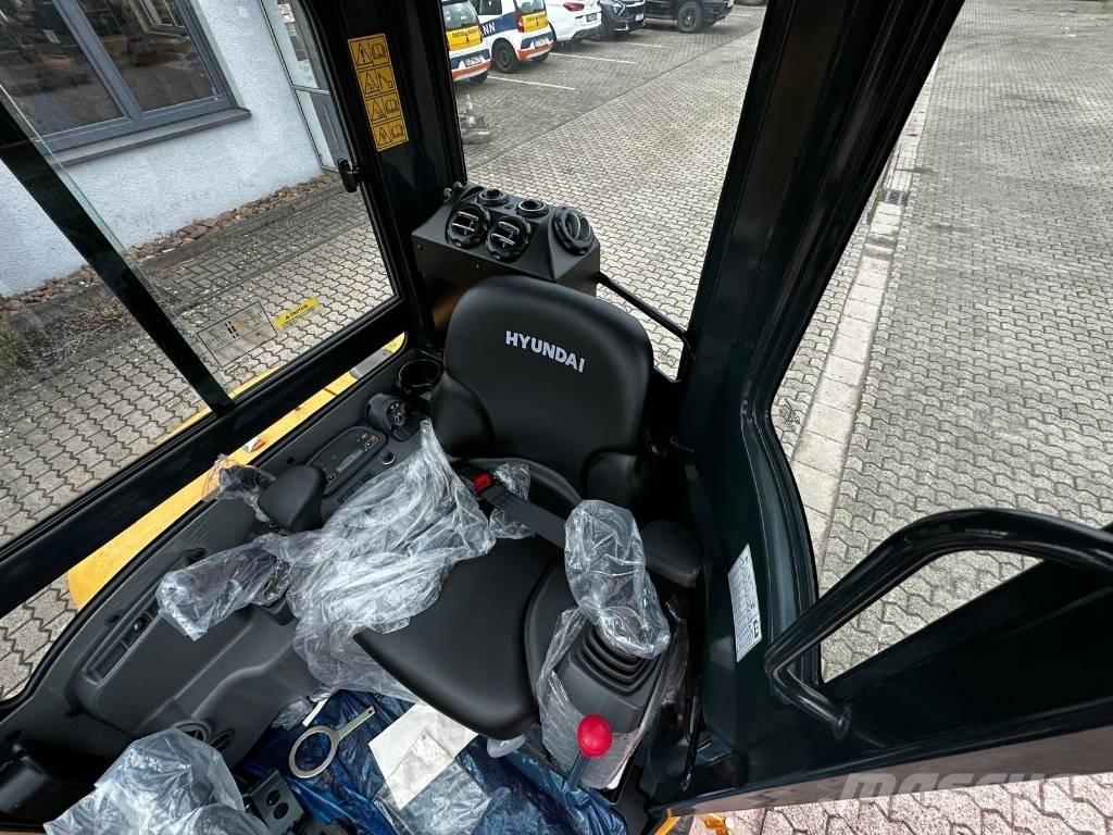 Hyundai R35Z 9A Minikoparki