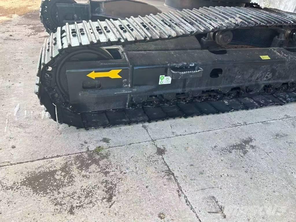Doosan 225 Koparki gąsienicowe