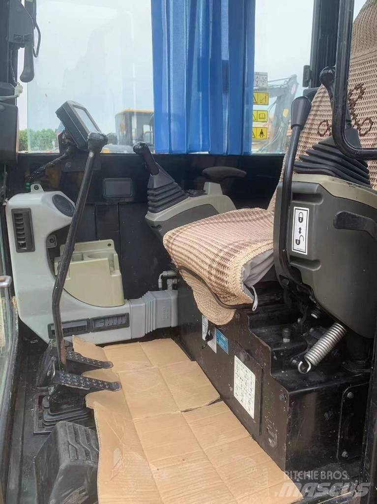 CAT 306E2 Koparki gąsienicowe