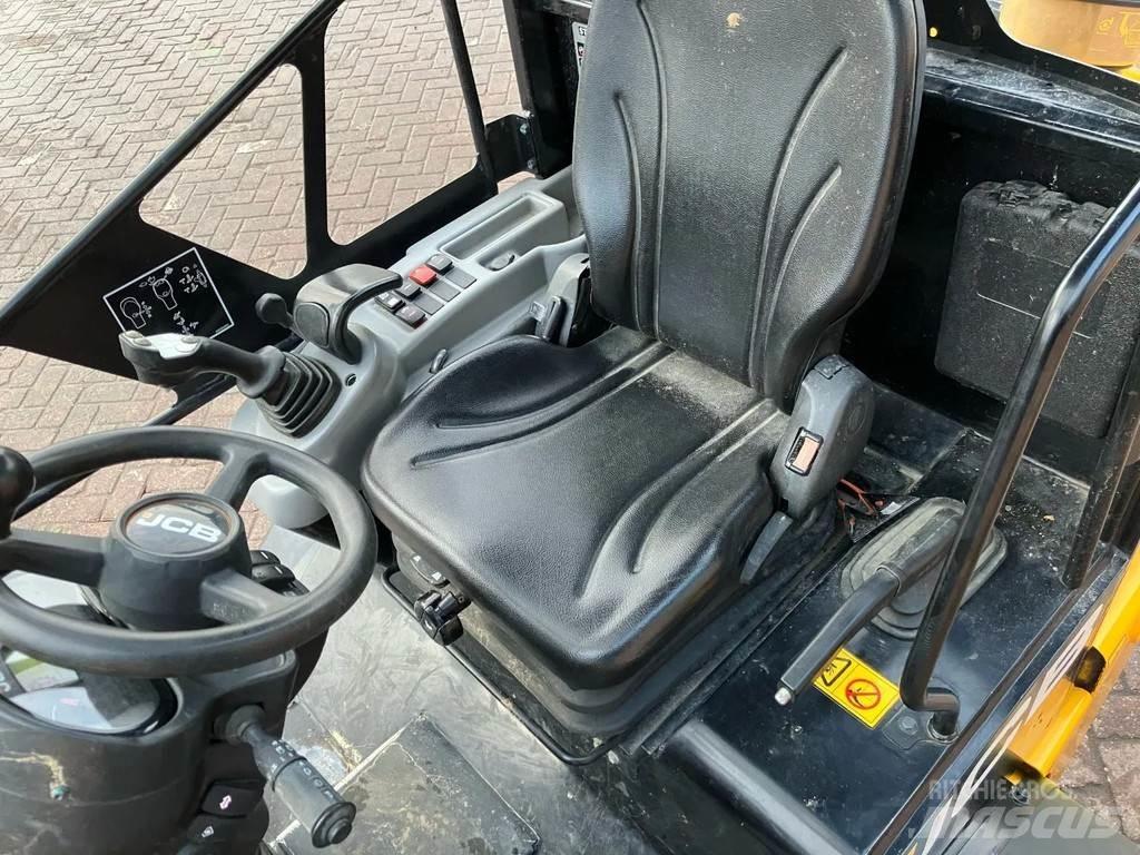 JCB 403 PLUS Miniładowarki