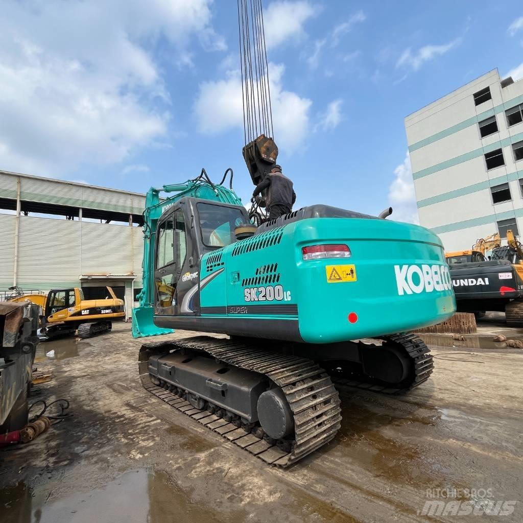 Kobelco SK200LC-8 Koparki gąsienicowe