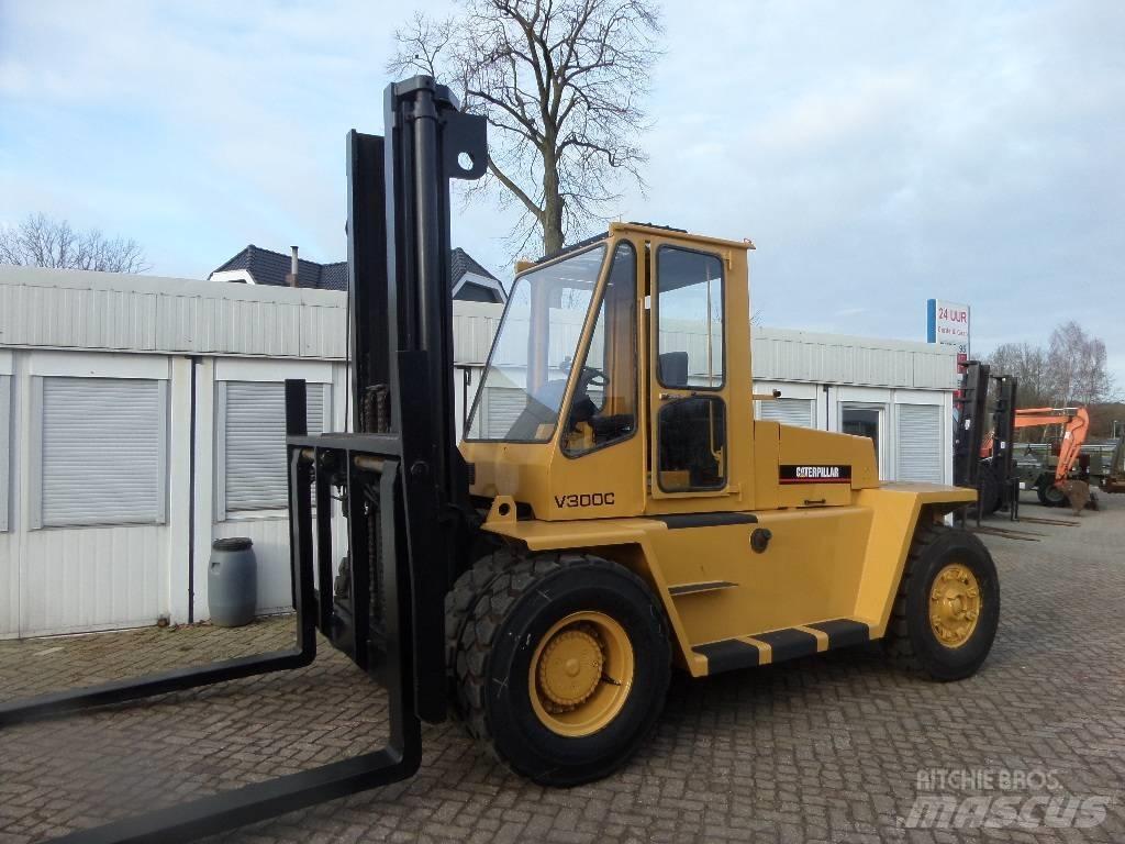 CAT V 300 C Wózki Diesla
