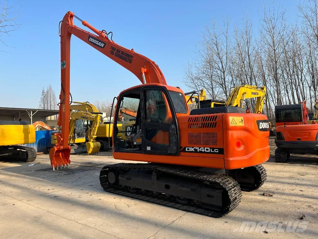 Doosan DX140 Koparki gąsienicowe