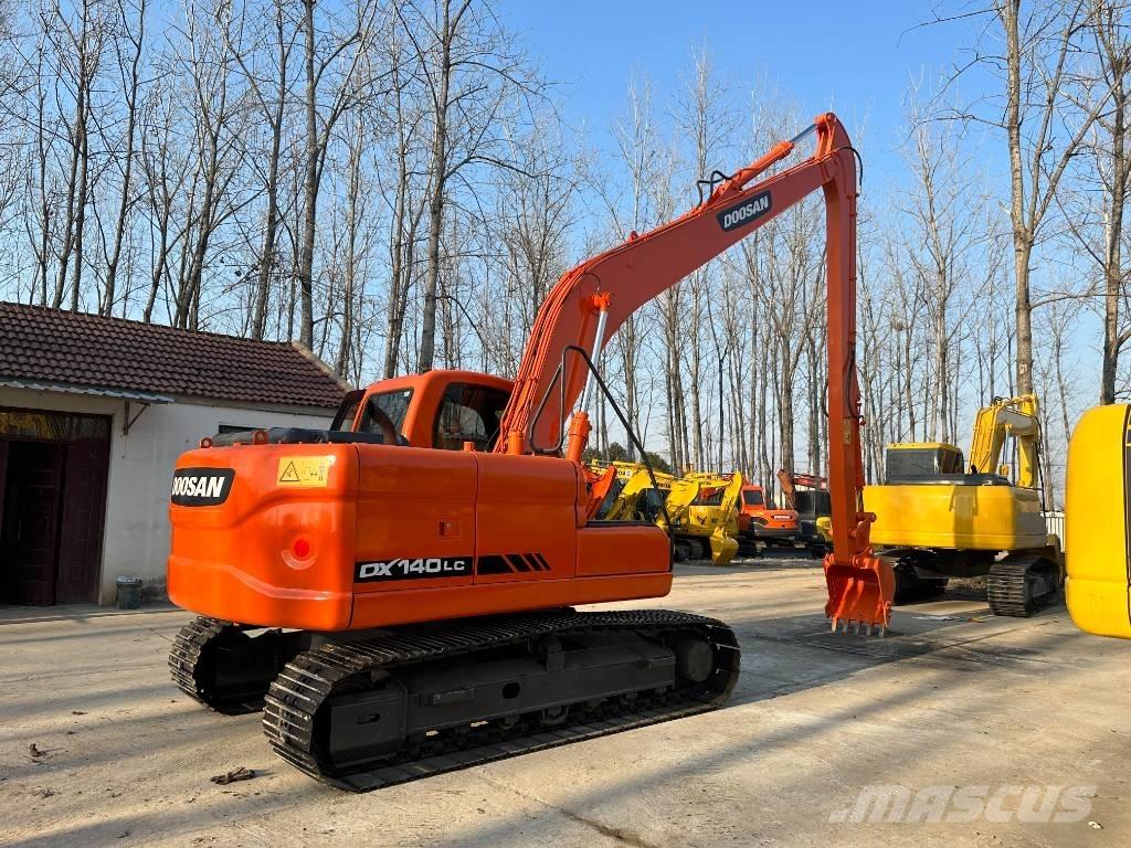 Doosan DX140 Koparki gąsienicowe