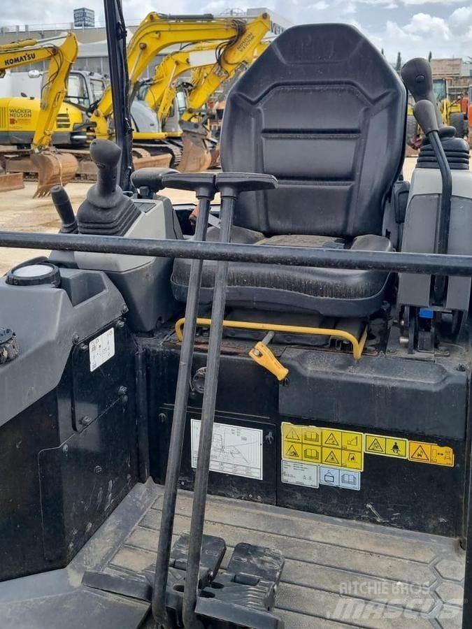 CAT 301.5 Minikoparki
