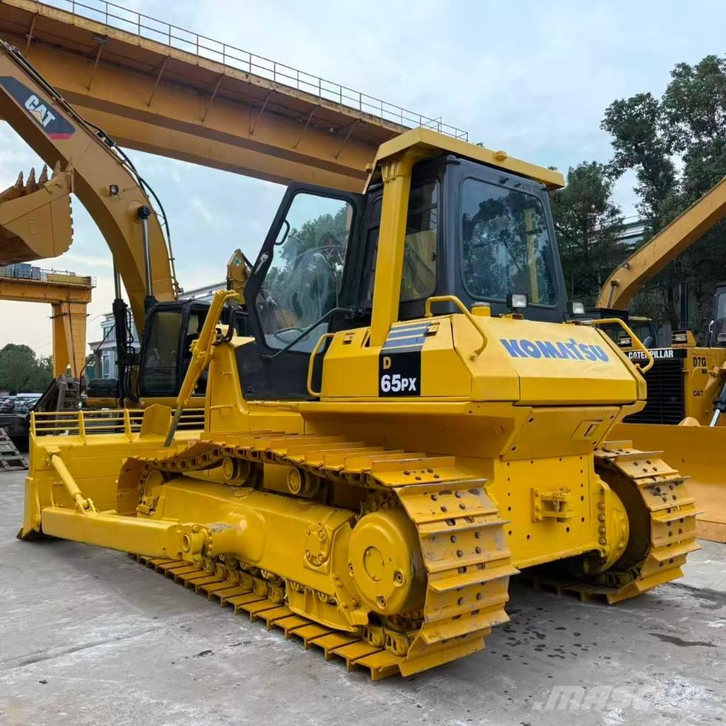 Komatsu D 65 PX-12E Spycharki gąsienicowe