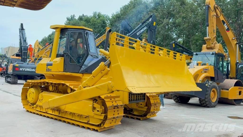 Komatsu D 65 PX-12E Spycharki gąsienicowe