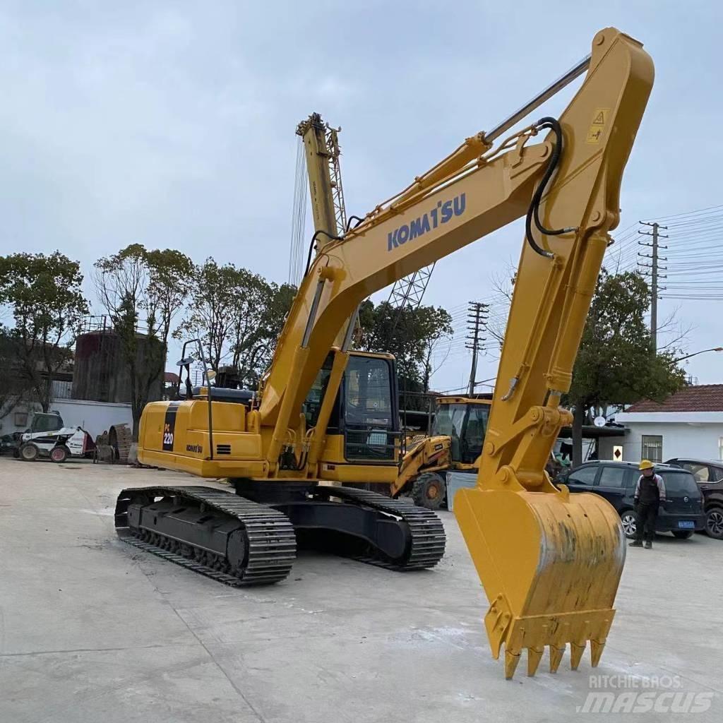 Komatsu PC 220 Koparki gąsienicowe