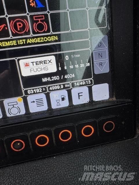 Fuchs TEREX 250MHL Koparki przeładunkowe