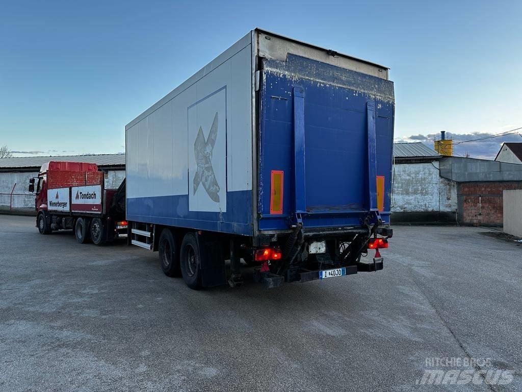 Schmitz HG152 Przyczepy ze skrzynią zamkniętą