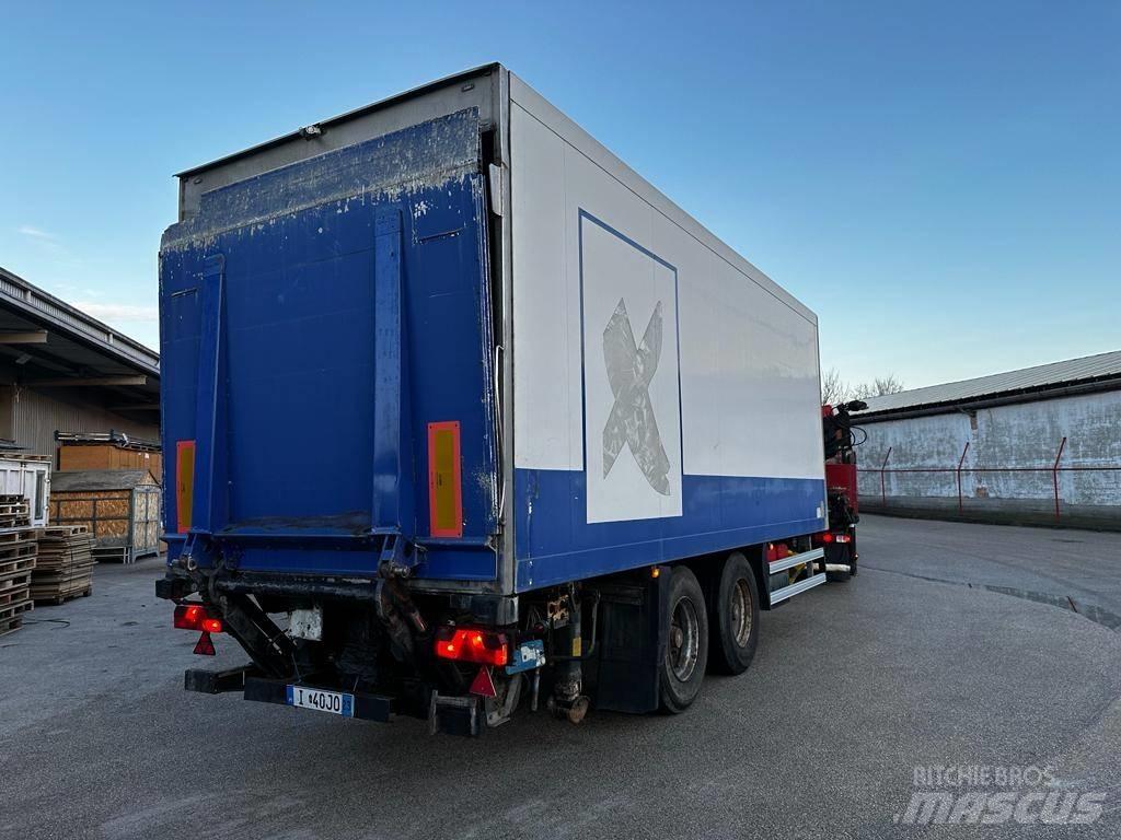 Schmitz HG152 Przyczepy ze skrzynią zamkniętą
