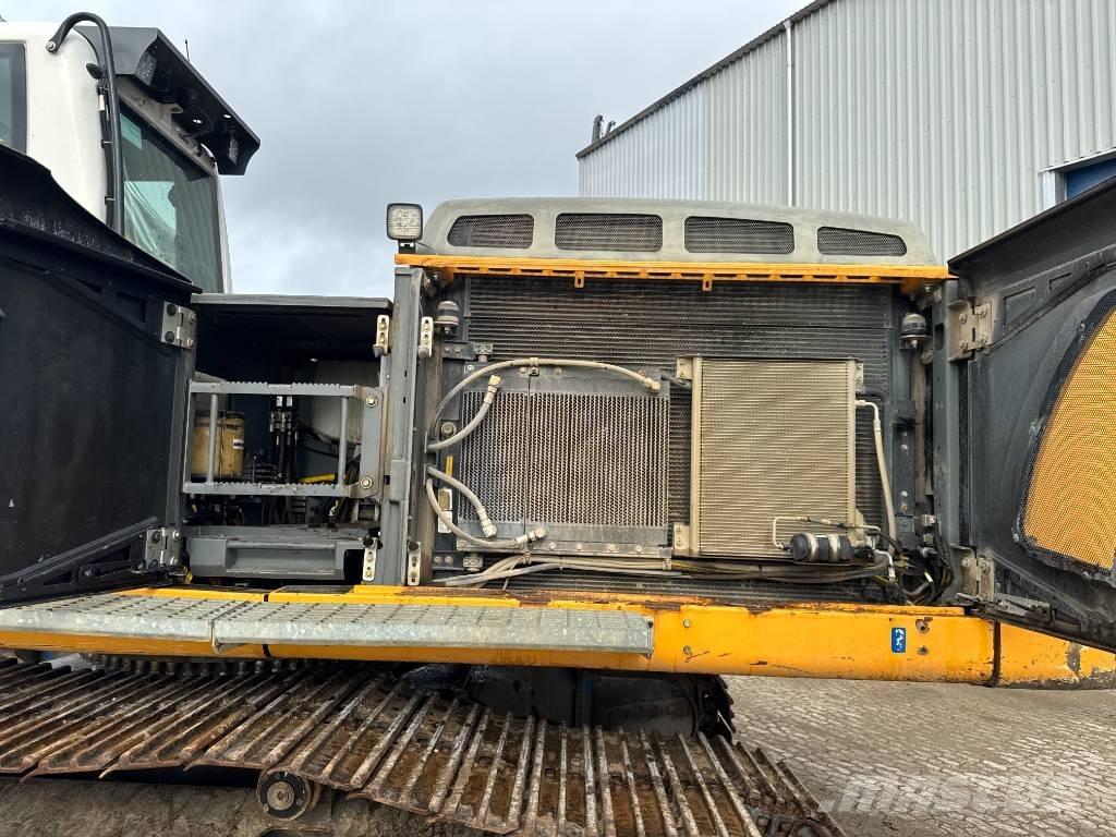 Liebherr R 946 Koparki gąsienicowe