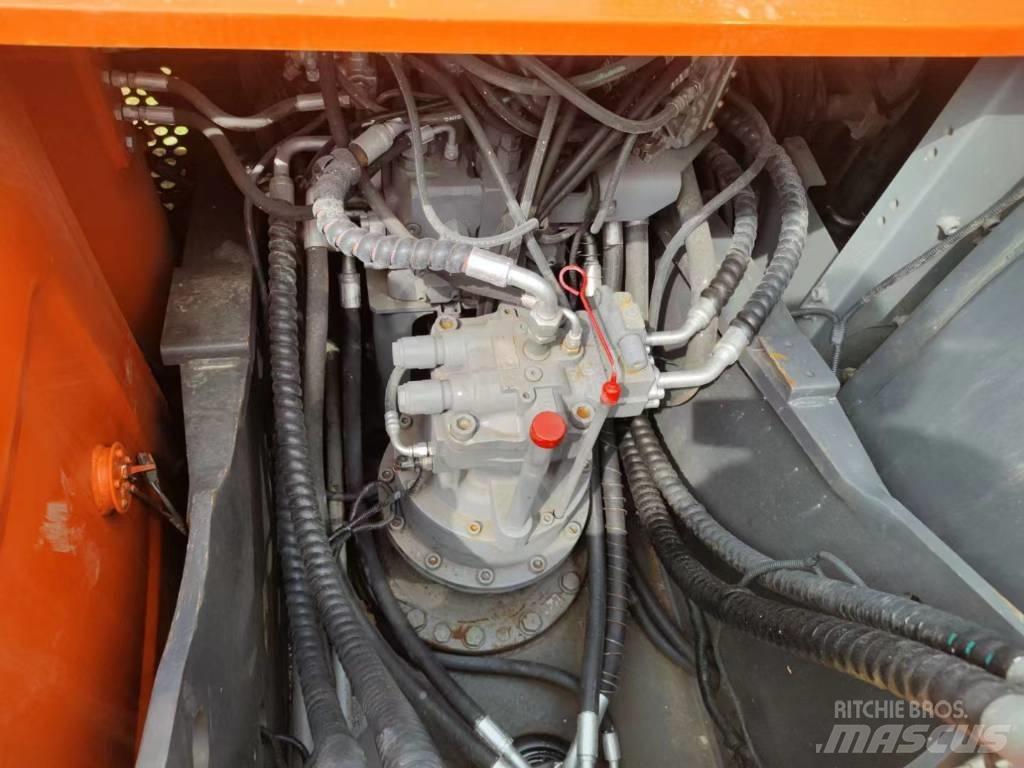 Hitachi ZX200 Koparki gąsienicowe