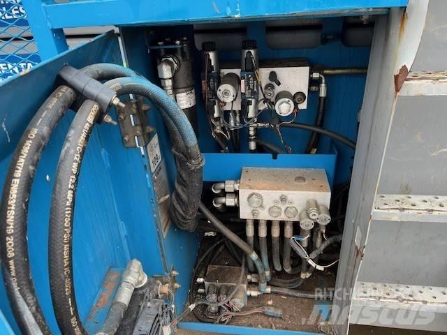 Genie GS 3390 Podnośniki nożycowe