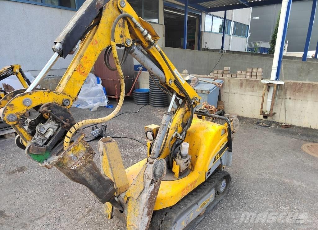 Brokk 90 Koparki wyburzeniowe