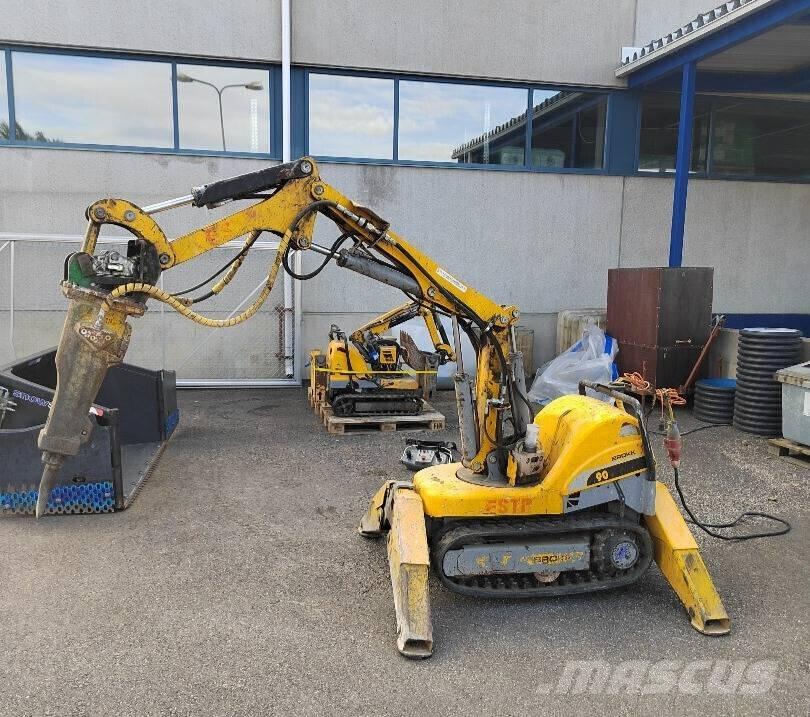 Brokk 90 Koparki wyburzeniowe