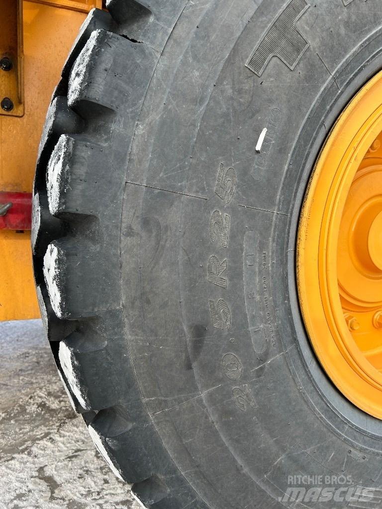 Hyundai HL 940 Ładowarki kołowe