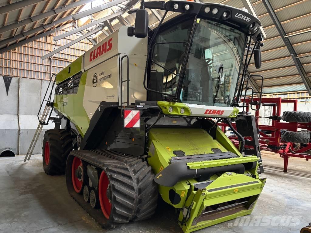 CLAAS LEXION 8800 TT Kombajny zbożowe