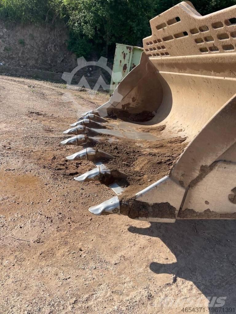 CAT 980 M Ładowarki kołowe