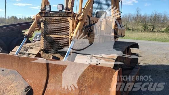 Komatsu D65P-7 Spycharki gąsienicowe