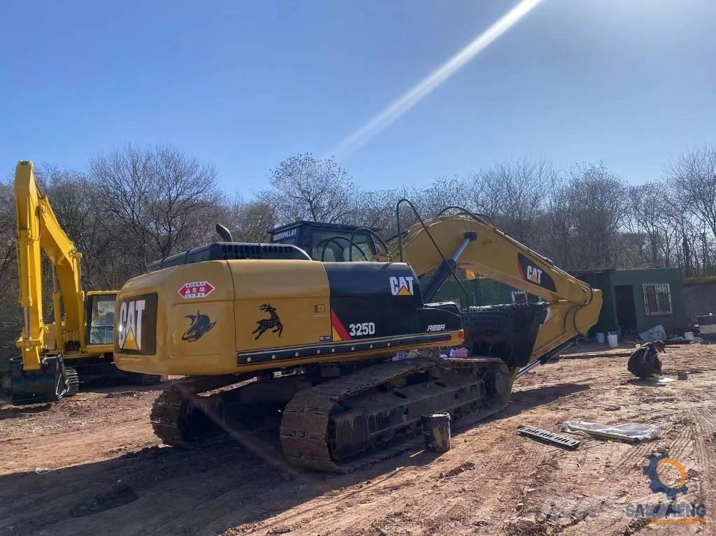 CAT 325 D Koparki gąsienicowe
