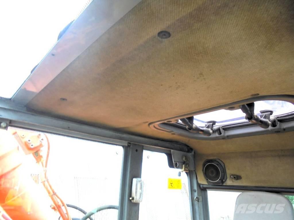 Hitachi FH 130 W-3 Koparki kołowe