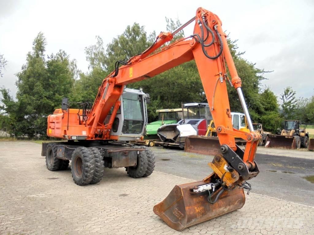 Hitachi FH 130 W-3 Koparki kołowe