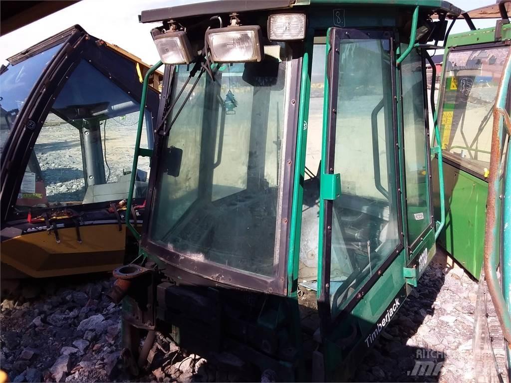 Timberjack 1110 Kabiny i wnętrze