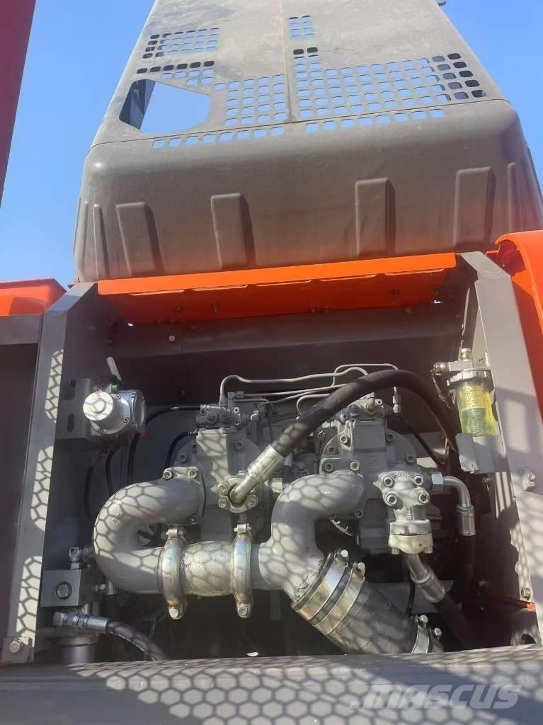 Hitachi ZX 350 Koparki gąsienicowe