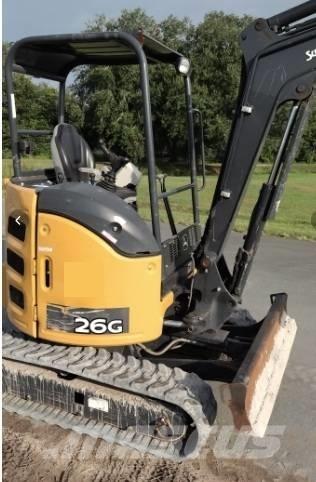 John Deere 26G Minikoparki