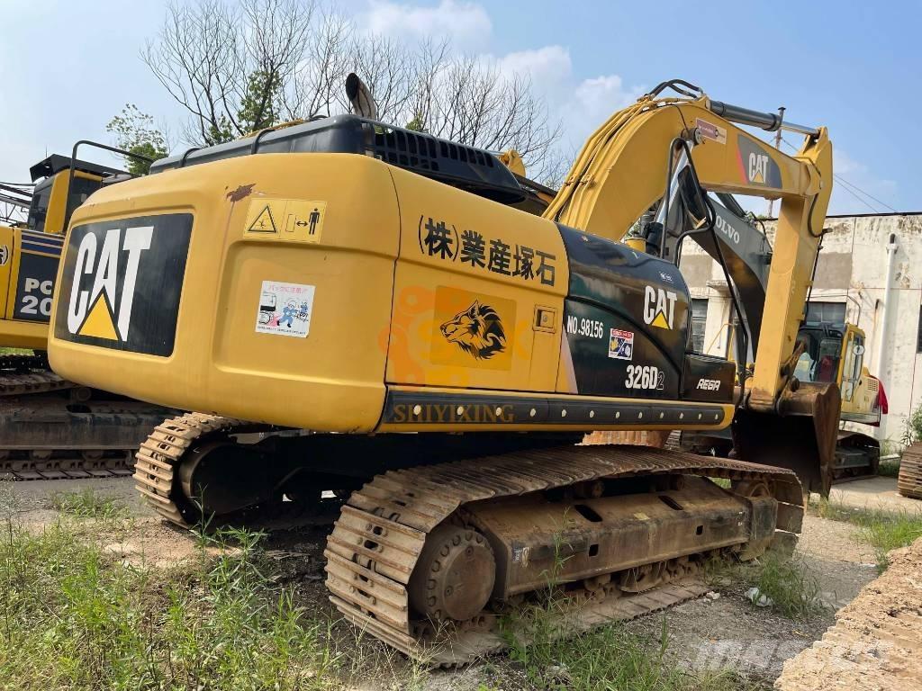 CAT 326 D2 Koparki gąsienicowe