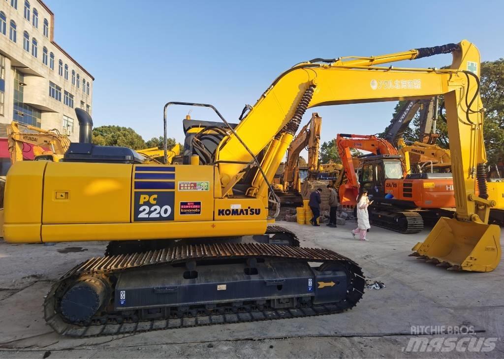 Komatsu PC 220-7 Koparki gąsienicowe