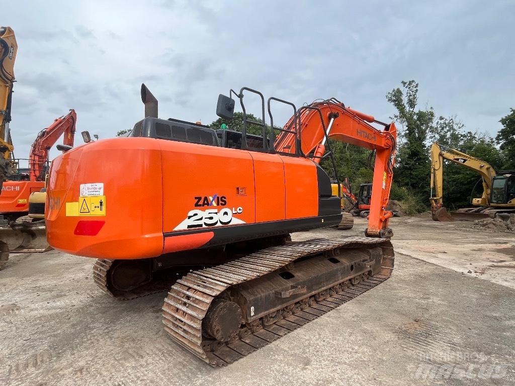 Hitachi ZX 250 LC-6 Koparki gąsienicowe