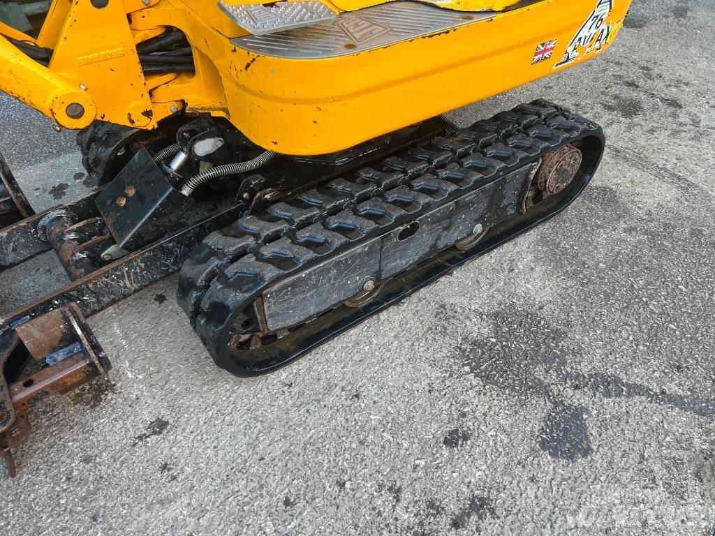 JCB 8008 Minikoparki