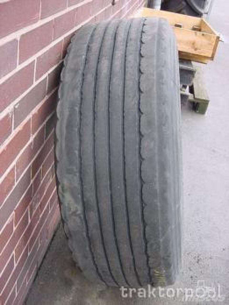  385/65 R 22,5 Opony, koła i felgi