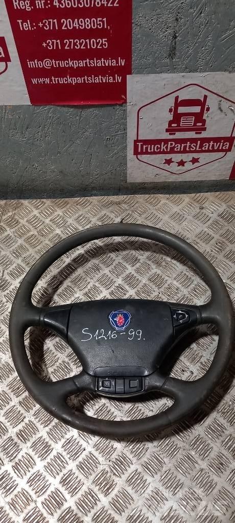 Scania R 440    1495393 Kabiny i wnętrze
