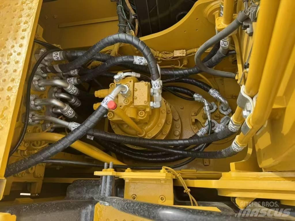CAT 323GC Koparki gąsienicowe