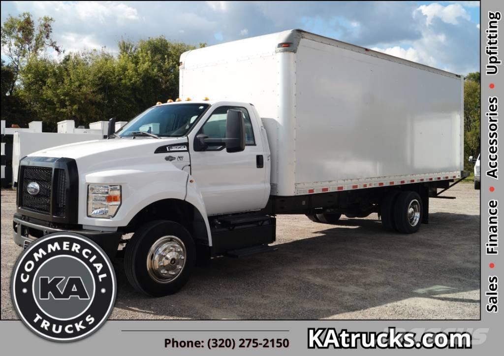 Ford F 650 Samochody ciężarowe ze skrzynią zamkniętą