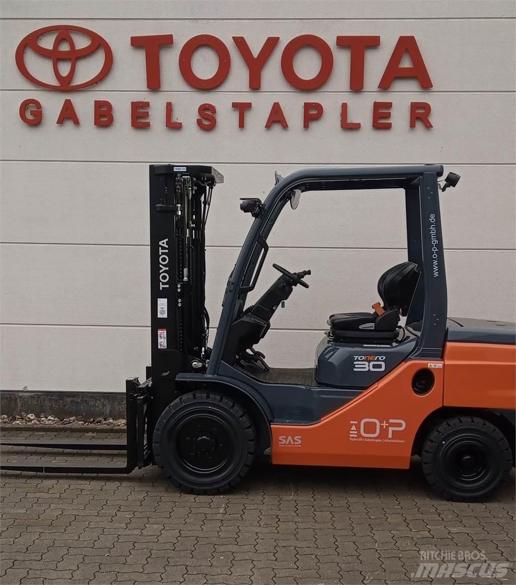 Toyota 52-8FDF30 Wózki Diesla