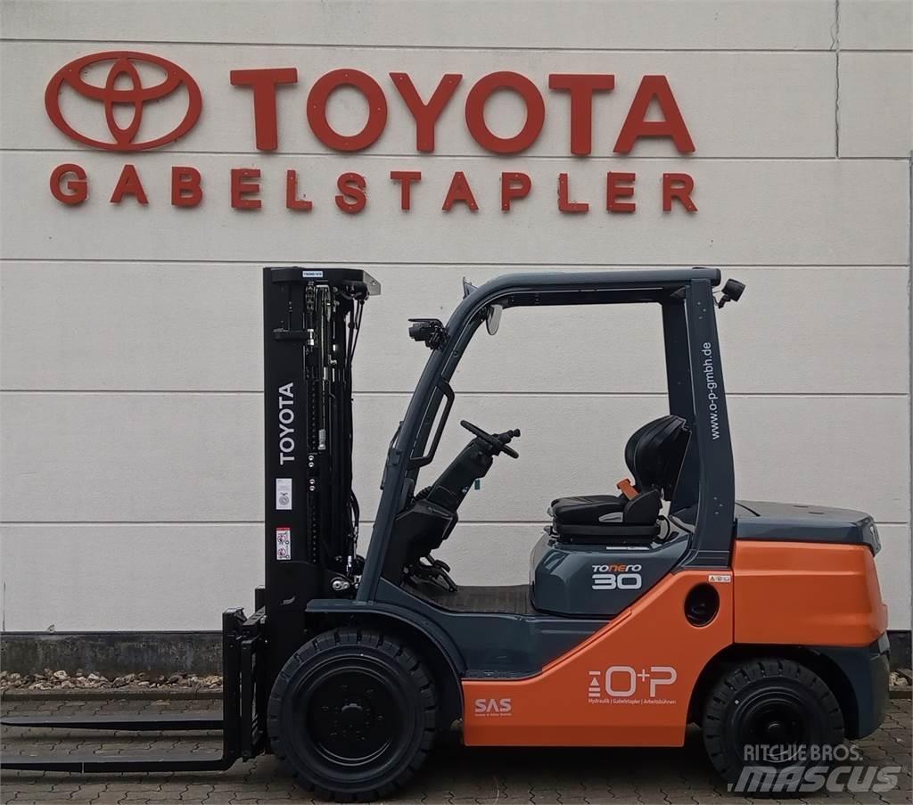 Toyota 52-8FDF30 Wózki Diesla