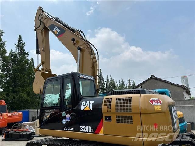 CAT 320 D Koparki gąsienicowe