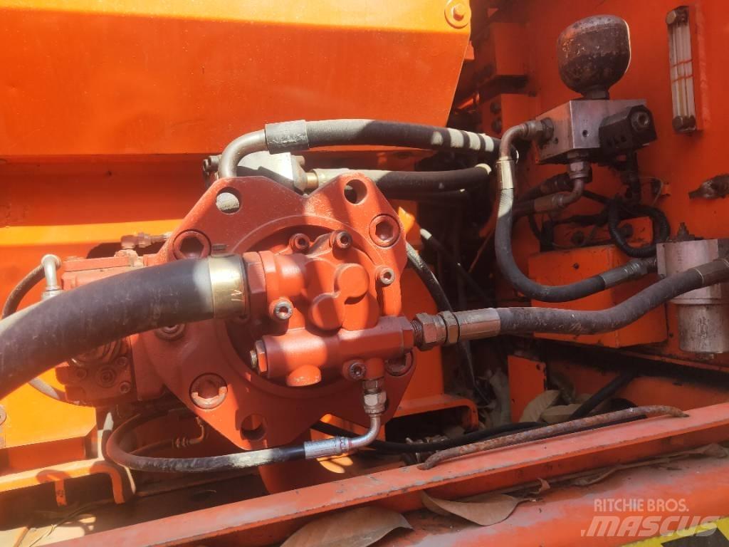 Doosan DH220LC-7 Koparki gąsienicowe