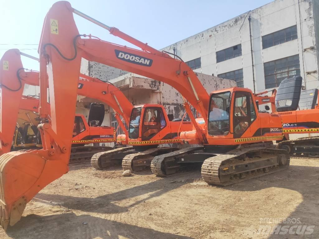 Doosan DH220LC-7 Koparki gąsienicowe