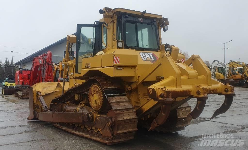 CAT D 6 T XL Spycharki gąsienicowe