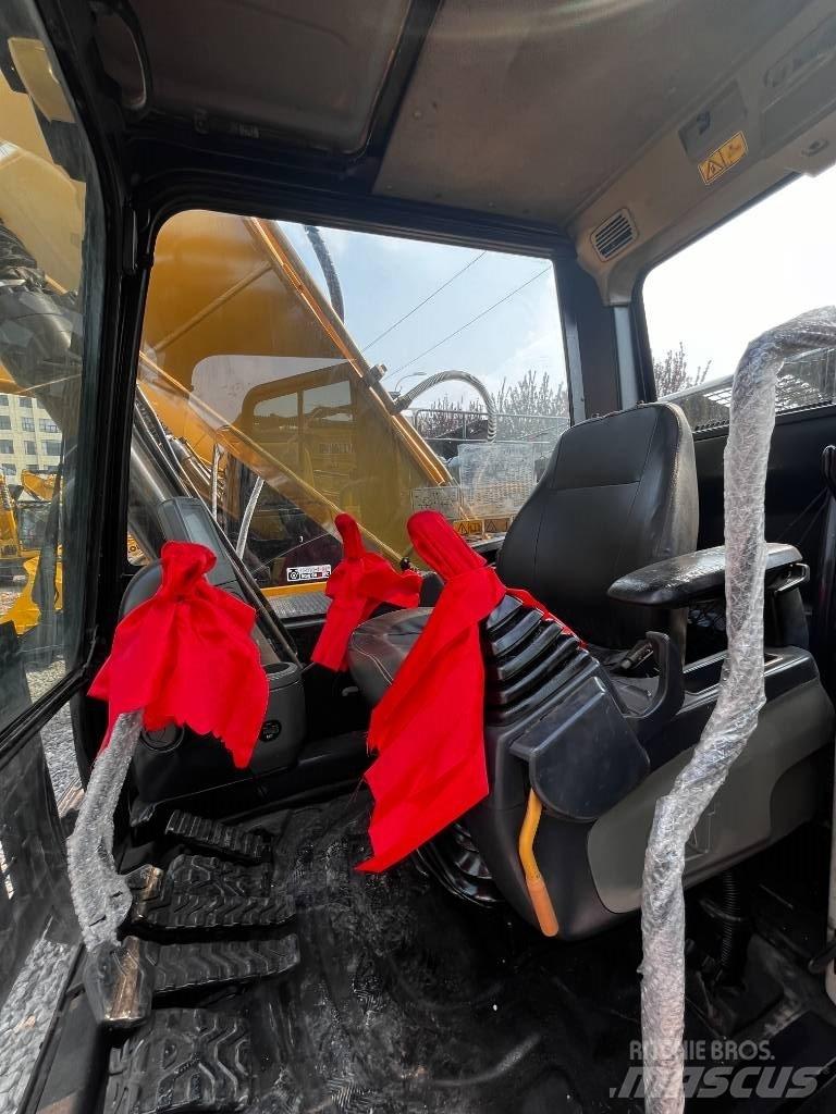 CAT 320 D Koparki gąsienicowe