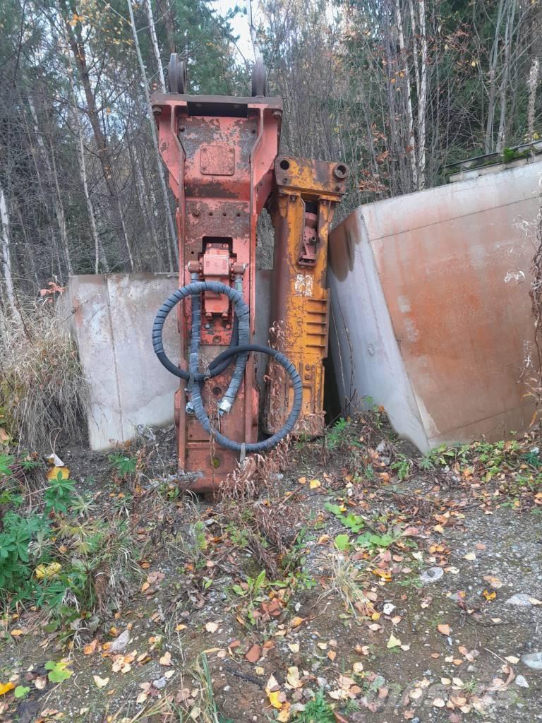 NPK E-216B Młoty hydrauliczne