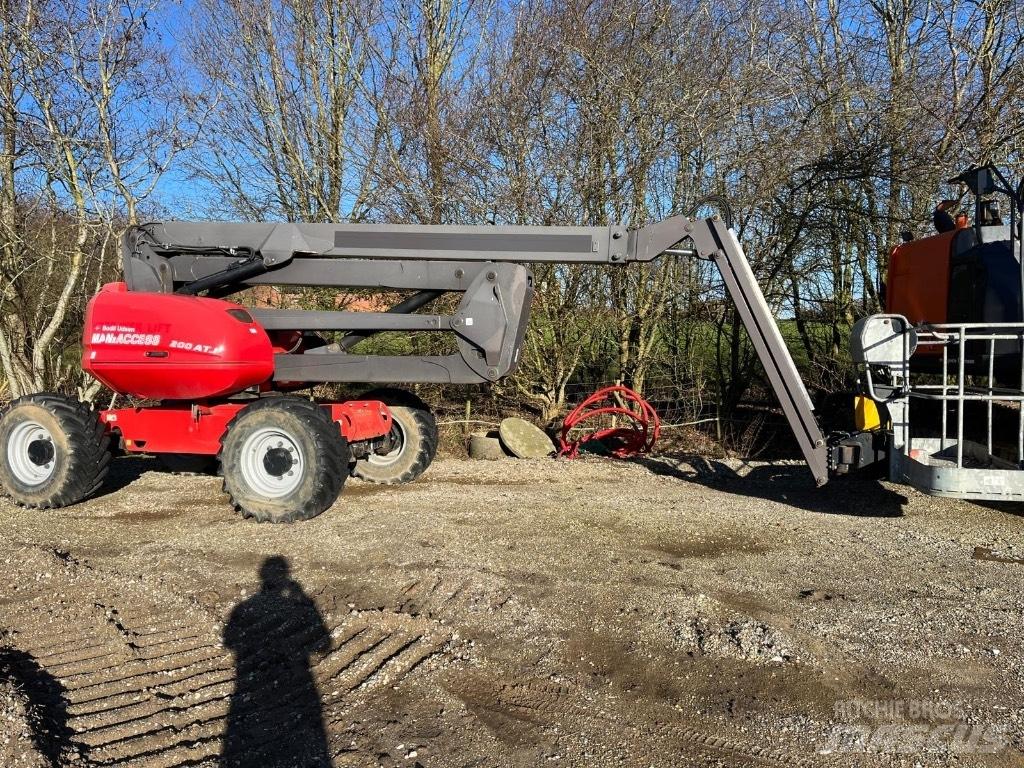 Manitou 200 ATJ Podnośniki przegubowe
